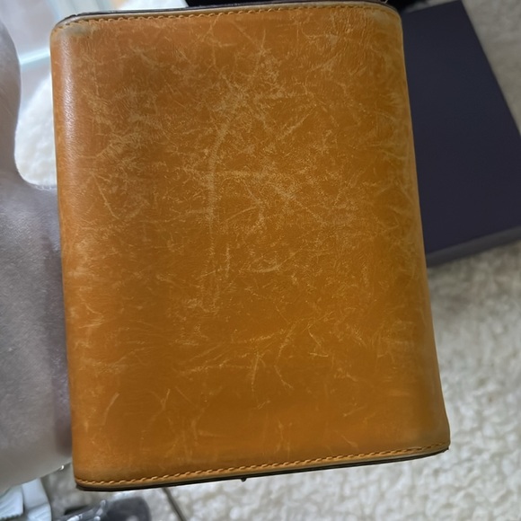 Prada yellow wallet with the box - Picture 13 of 13